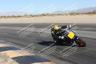 media/Dec-01-2025-Moto Forza (Mon) [[2daa91e15f]]/1-Advanced Group/Session 4 (Turn 10 Inside)/